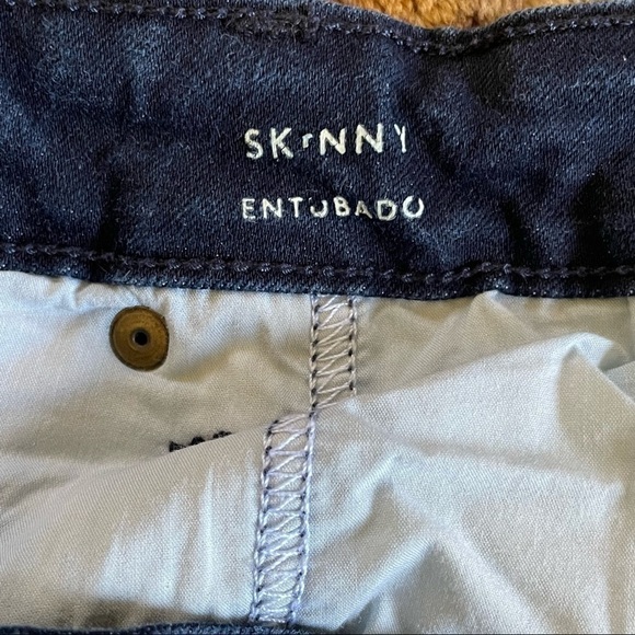 Universal Thread Women's Skinny Jeans - Dark Blue - Picture 4 of 8